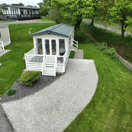 ロッジ Rural Retreat Chy Kensa A Hot Tub Haven